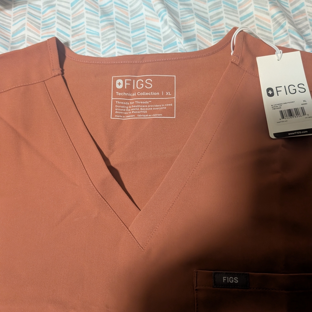 Figs Rust V-Neck Scrub Top